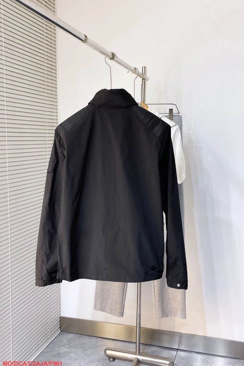Moncler Outwear Comfortable 143513