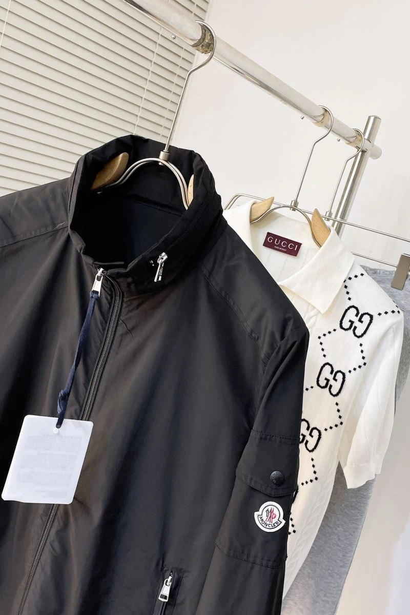 Moncler Outwear Comfortable 143513