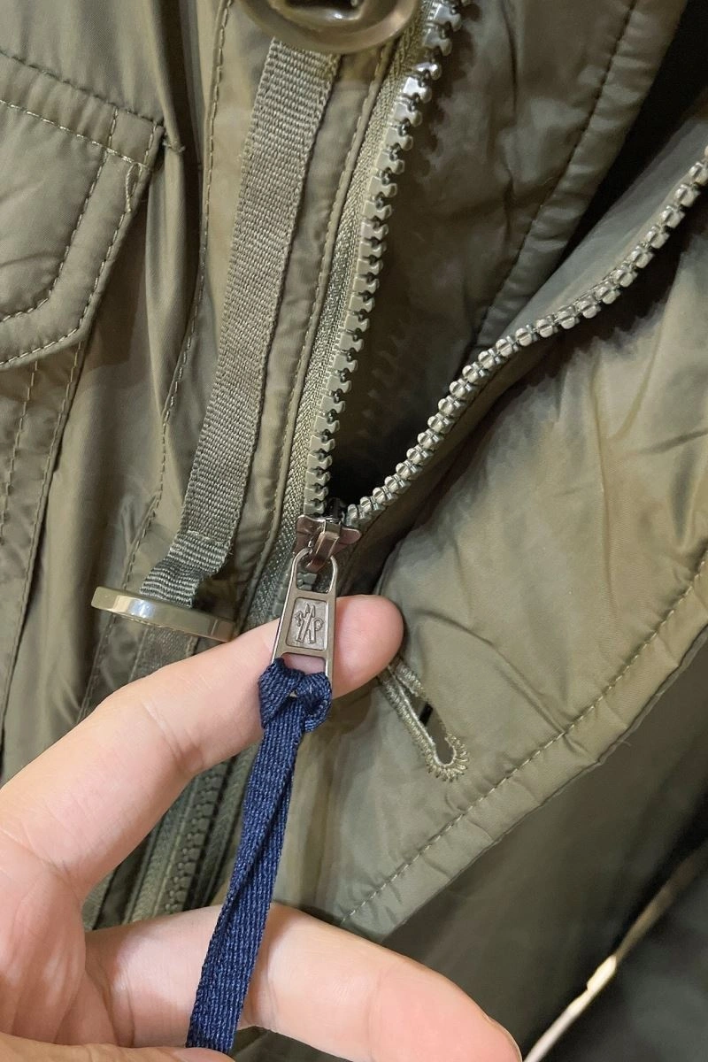 EasyMatch Moncler Outwear 143495