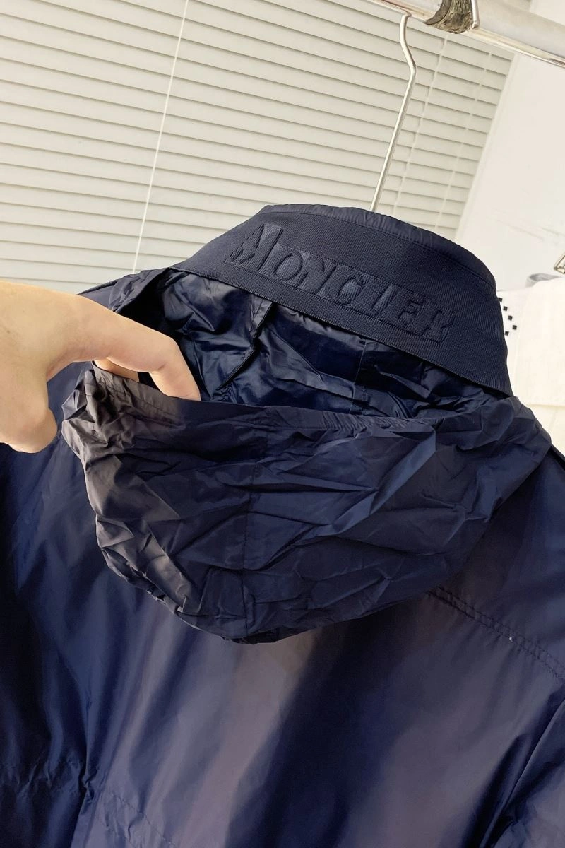 Moncler Outwear Breathable 143499