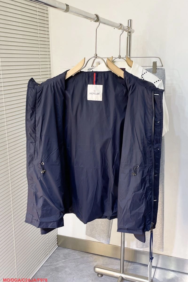 Moncler Outwear Breathable 143499