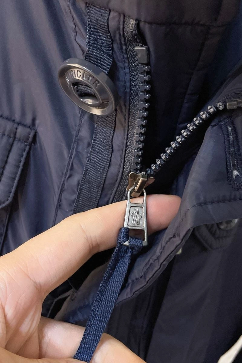 Moncler Outwear Breathable 143499
