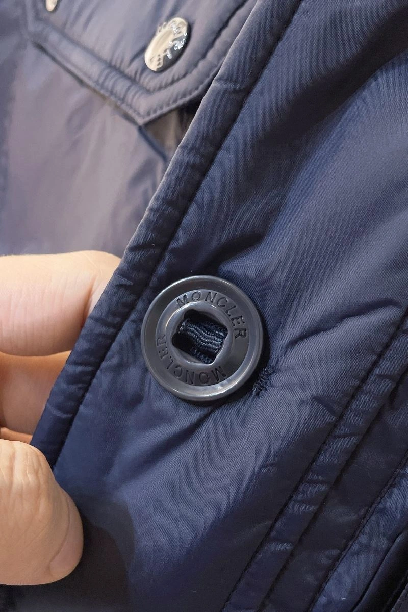 Moncler Outwear Breathable 143499