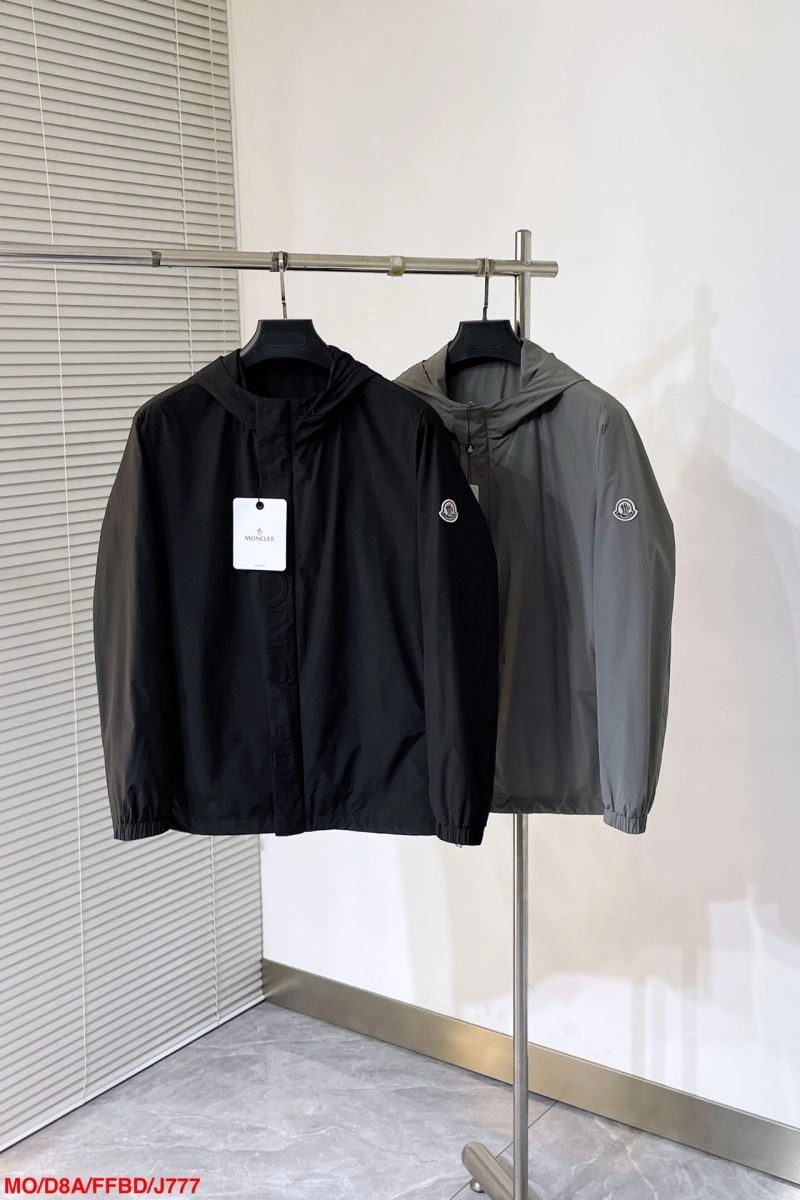 Snug Moncler Outwear 143494