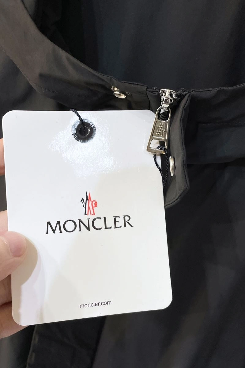 Snug Moncler Outwear 143494