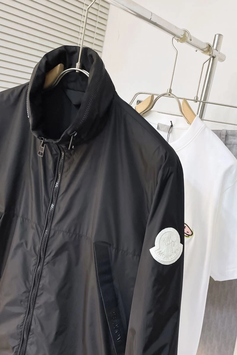 Colorful Moncler Outwear 143489