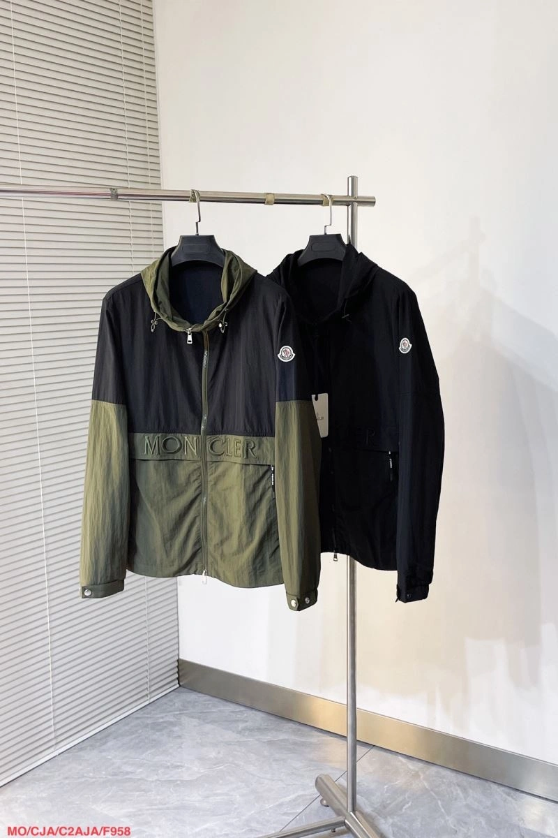 Moncler Outwear Durable 143523