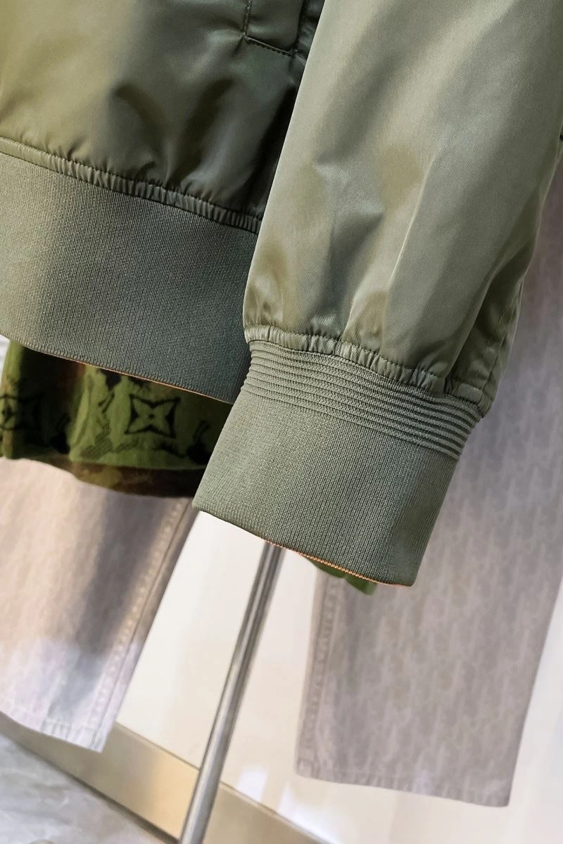 FashionForward Moncler Outwear 143493