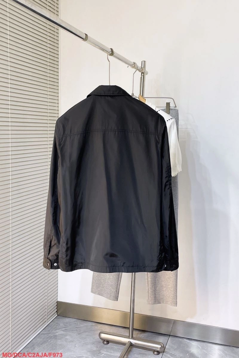 Cozy Moncler Outwear 143485
