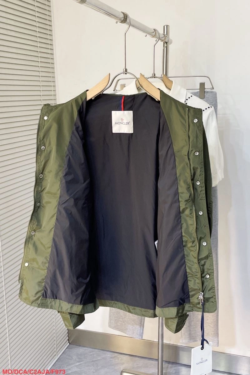 Chic Moncler Outwear 143486