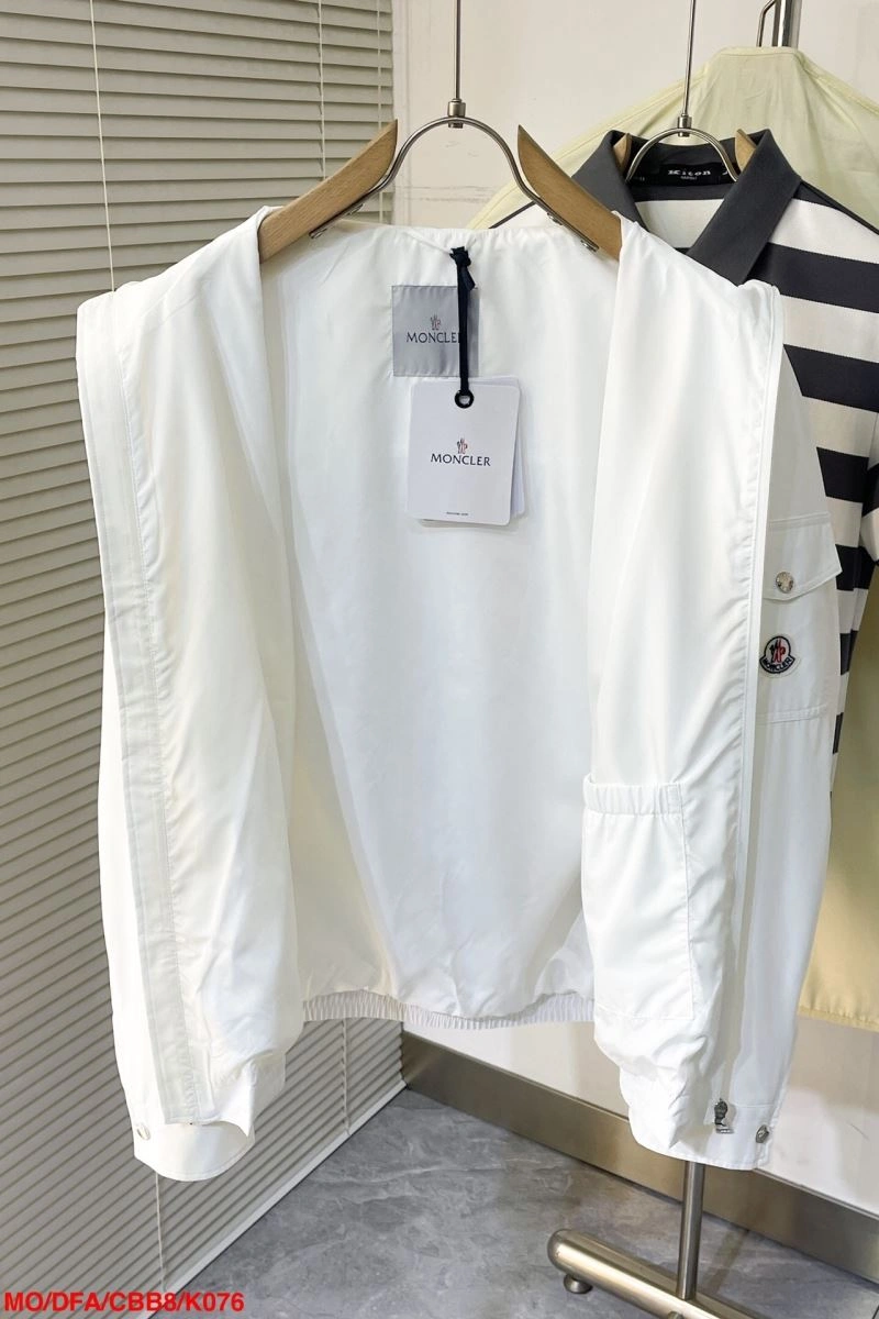 Moncler Outwear Casual 143482