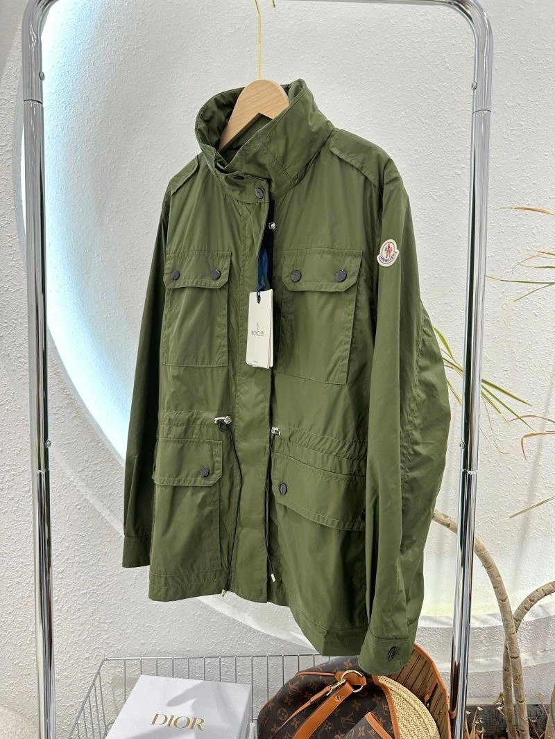 Moncler Outwear ZeroBulk 143480