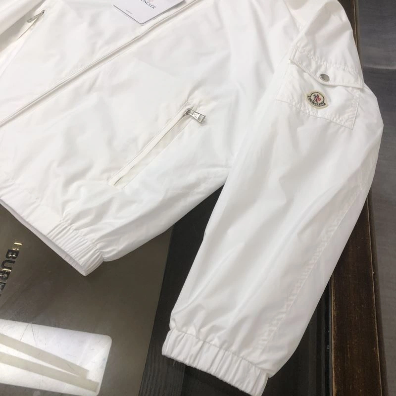 Moncler Outwear Sophisticated 143473