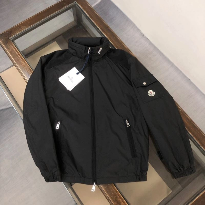 Moncler Outwear DailyWear 143463