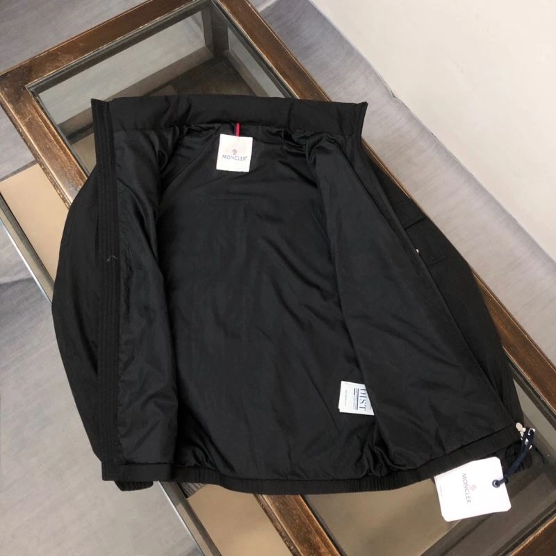 Moncler Outwear DailyWear 143463