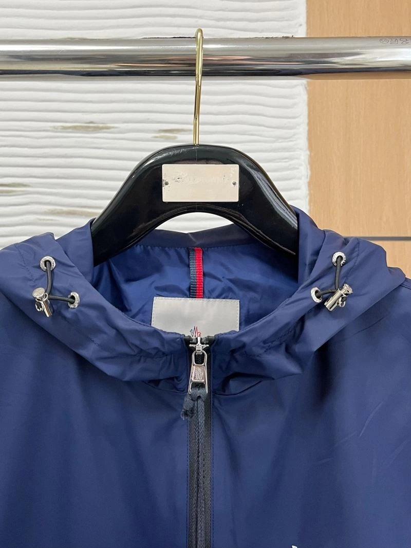 Moncler Outwear Cozy 143459