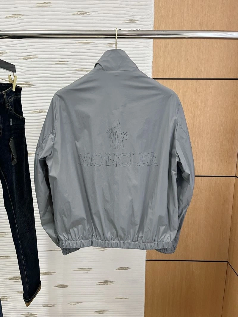 Contemporary Moncler Outwear 143468