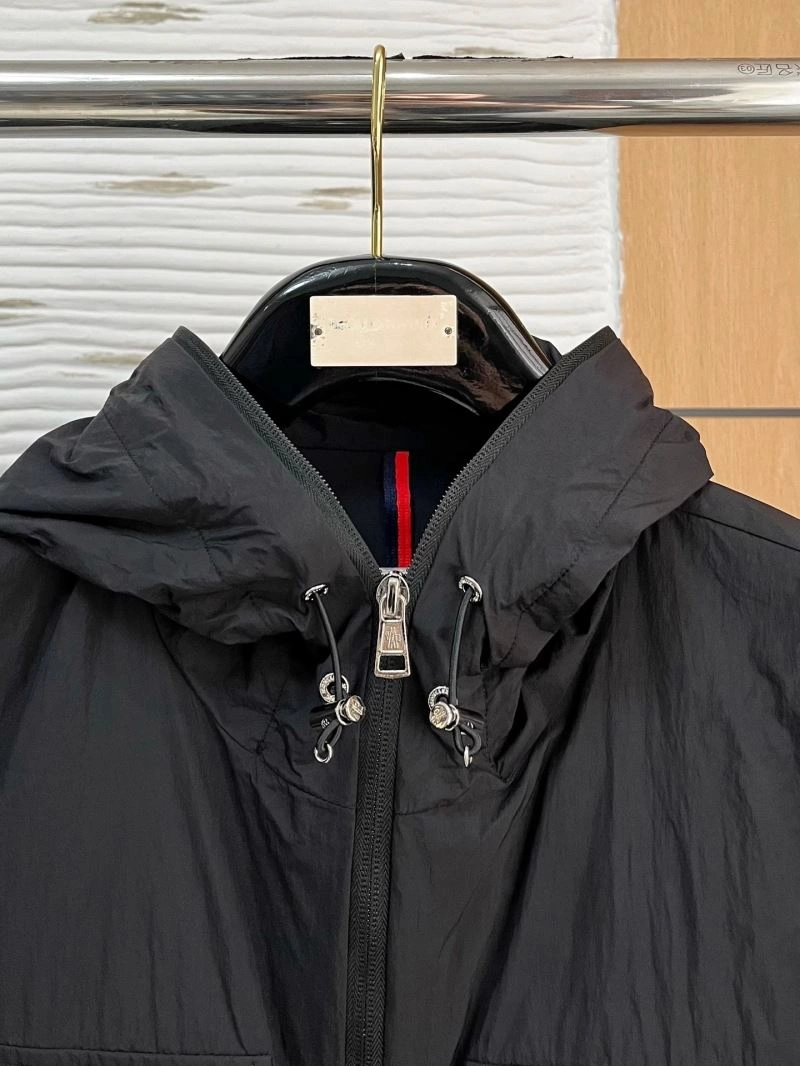 Moncler Outwear SmoothTexture 143472