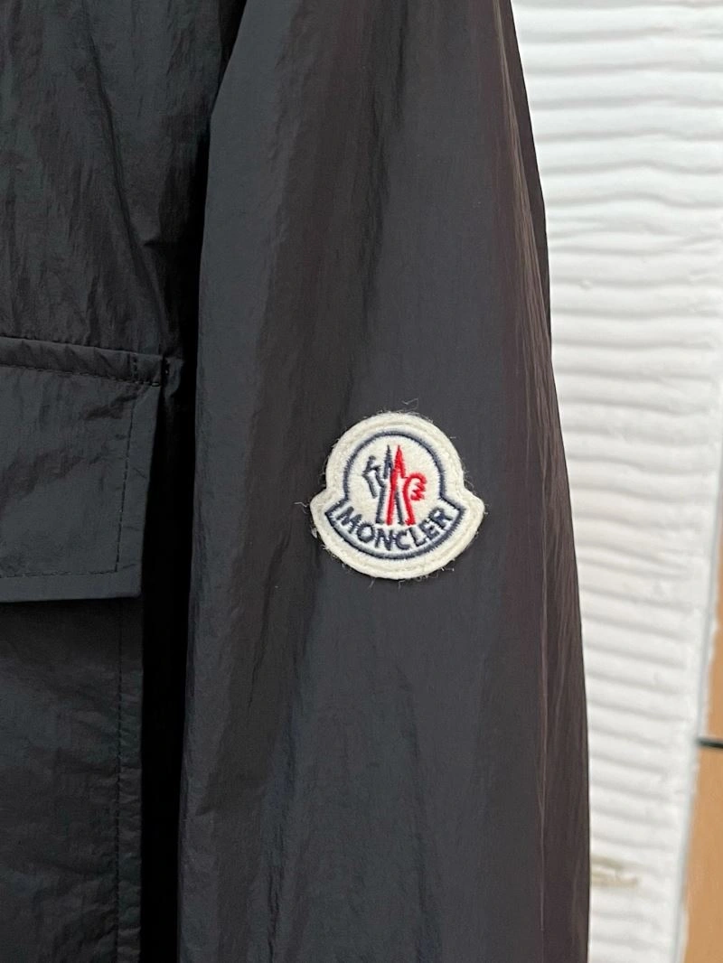 Moncler Outwear SmoothTexture 143472