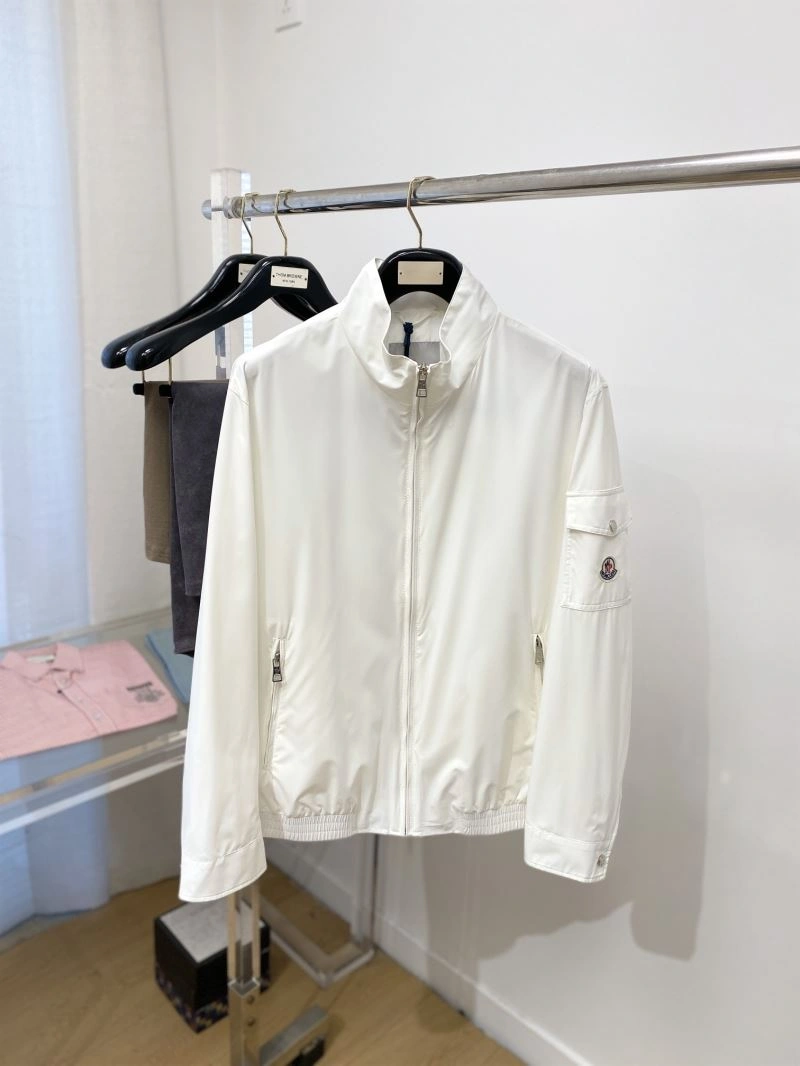 Breathable Moncler Outwear 143448