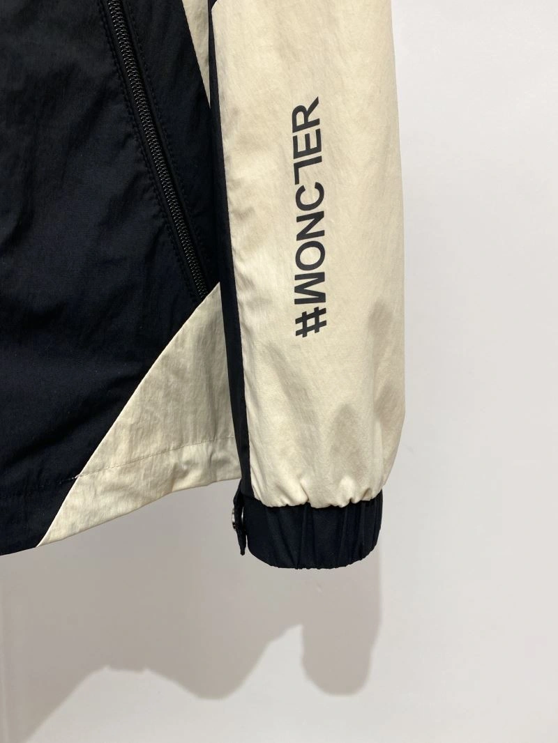Moncler Outwear SmartChoice 143449