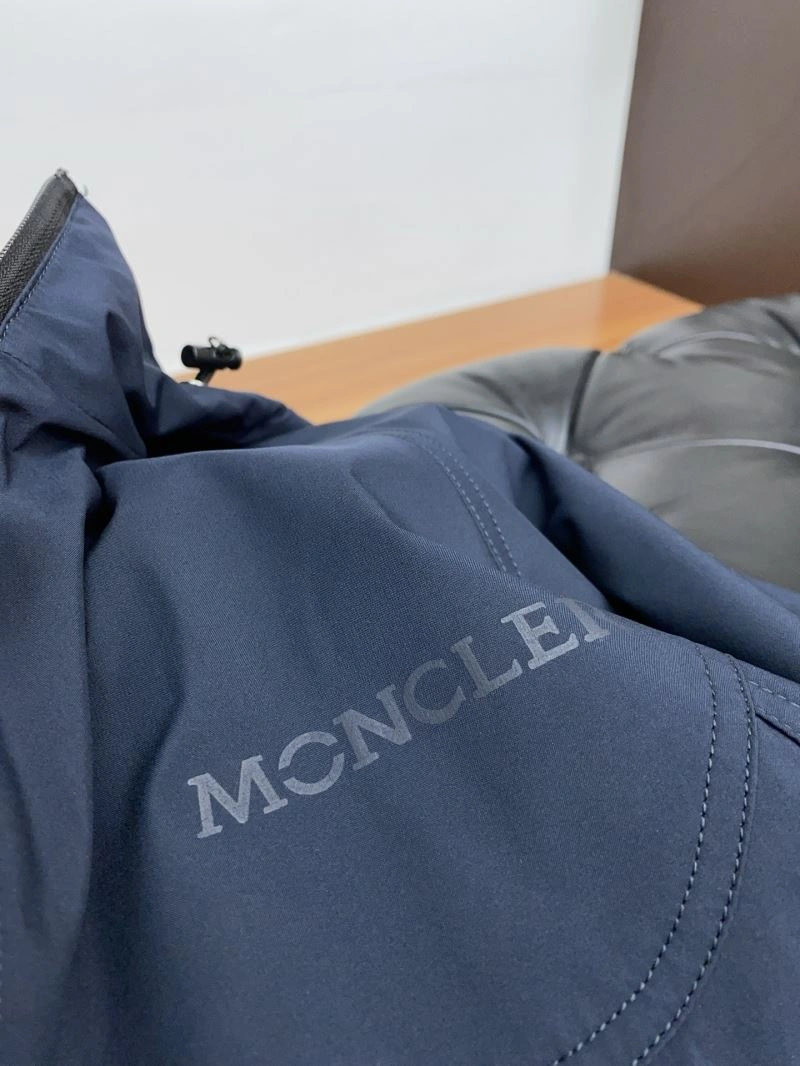 Moncler Outwear Supportive 143445