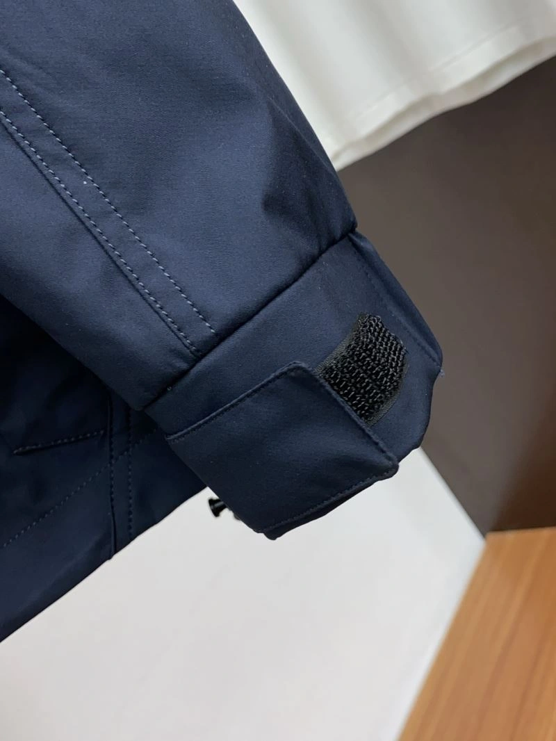 Moncler Outwear Supportive 143445