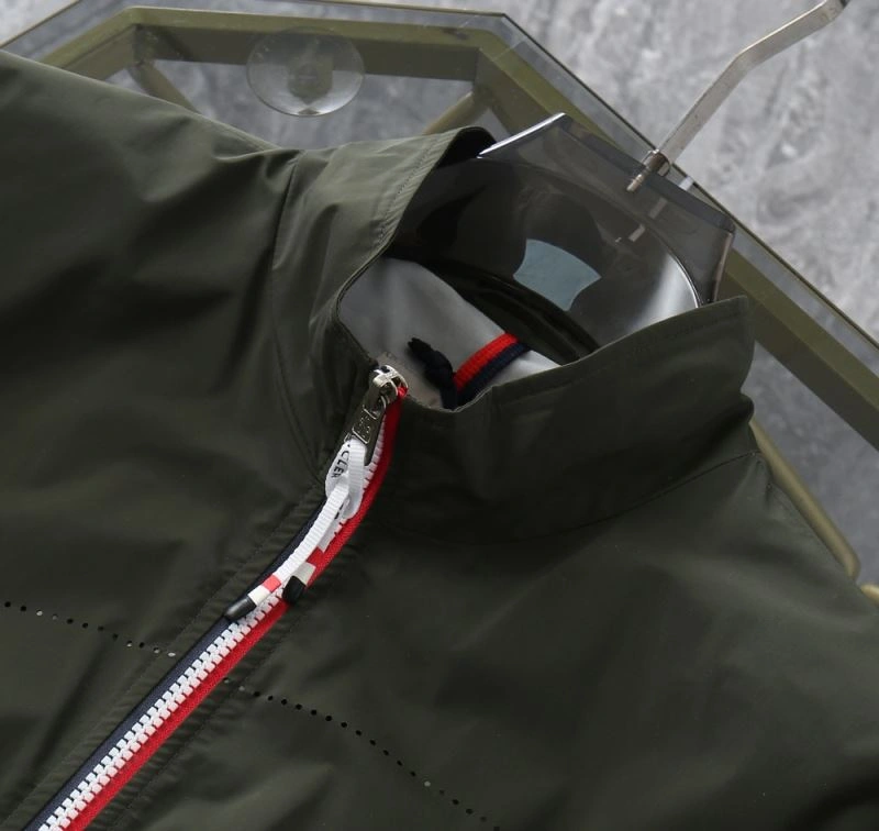 Moncler Outwear Unisex 143466