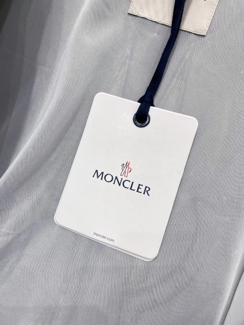 Moncler Outwear WrinkleFree 143443