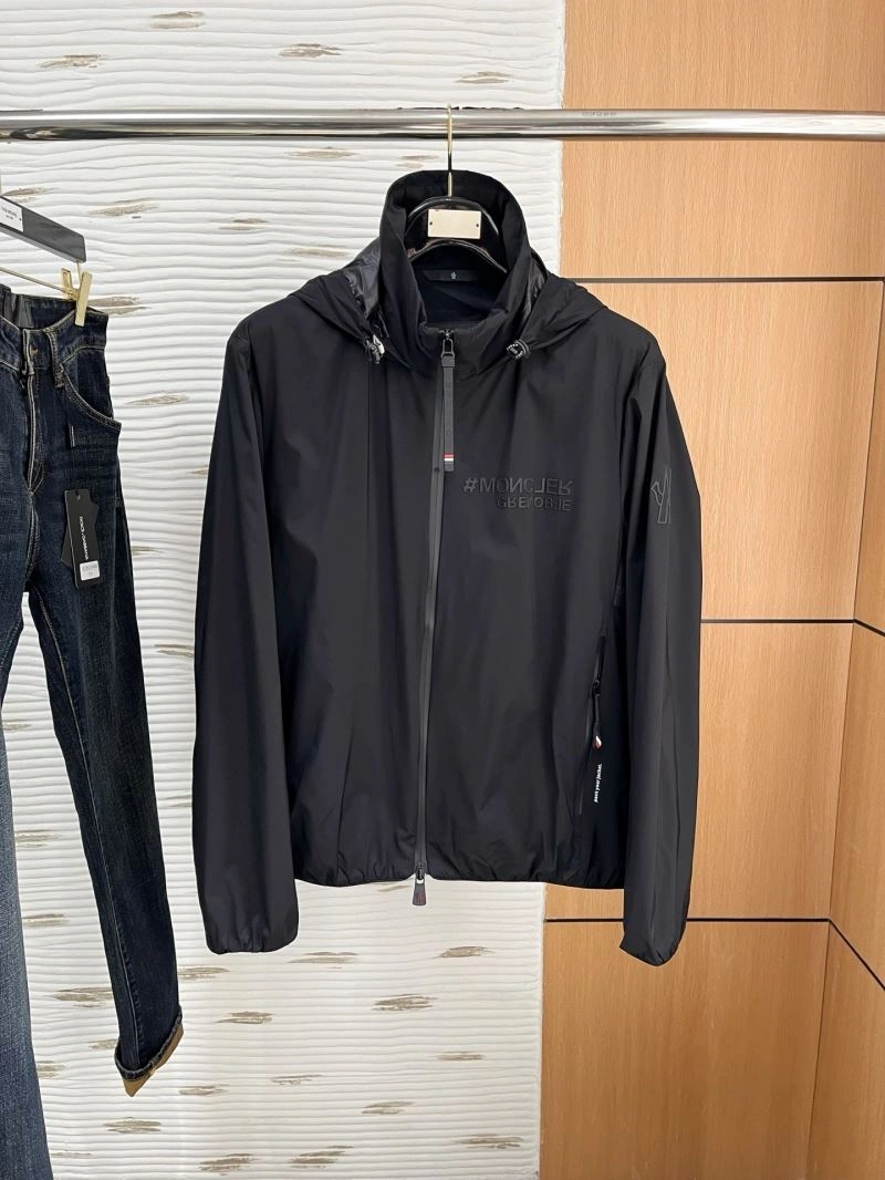 Moncler Outwear Durable 143440