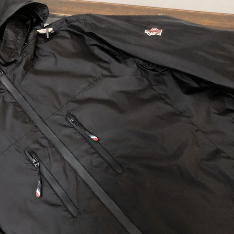 SoftTouch Moncler Outwear 143438
