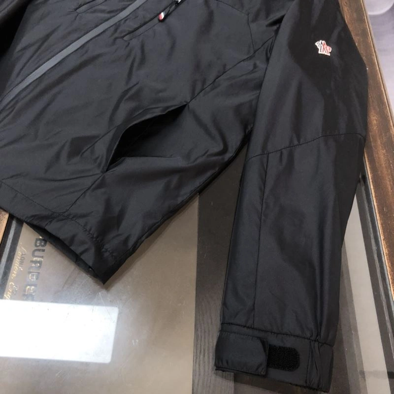 SoftTouch Moncler Outwear 143438