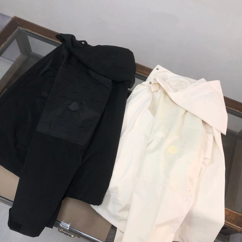 Moncler Outwear GoodFit 143430