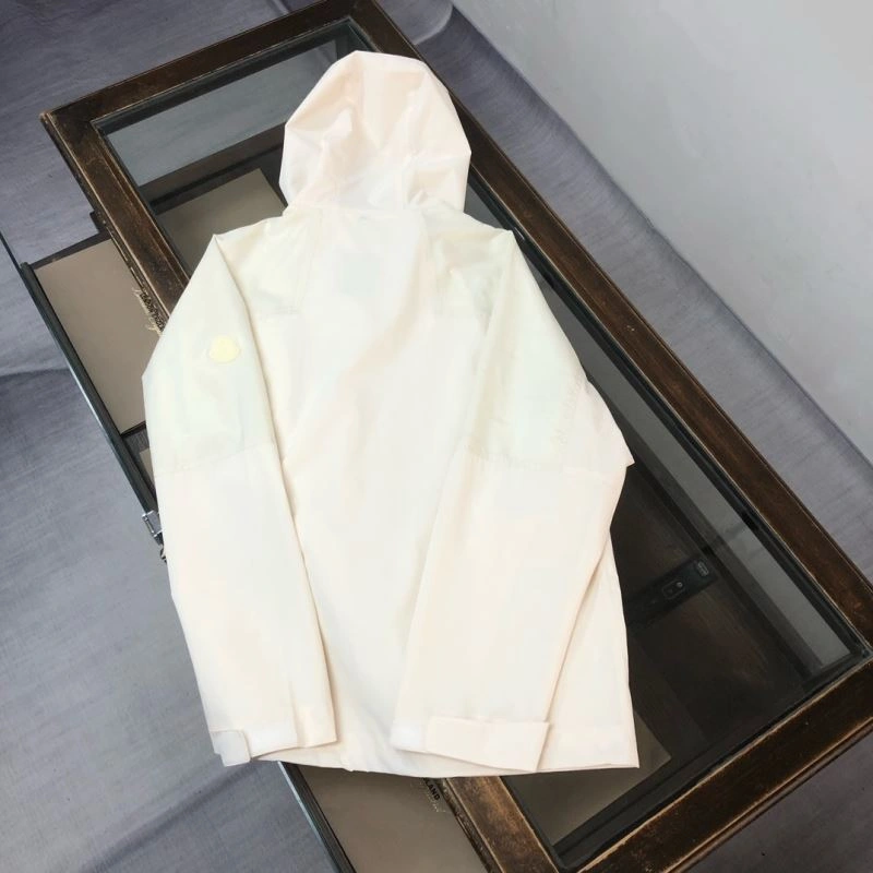 Moncler Outwear GoodFit 143430