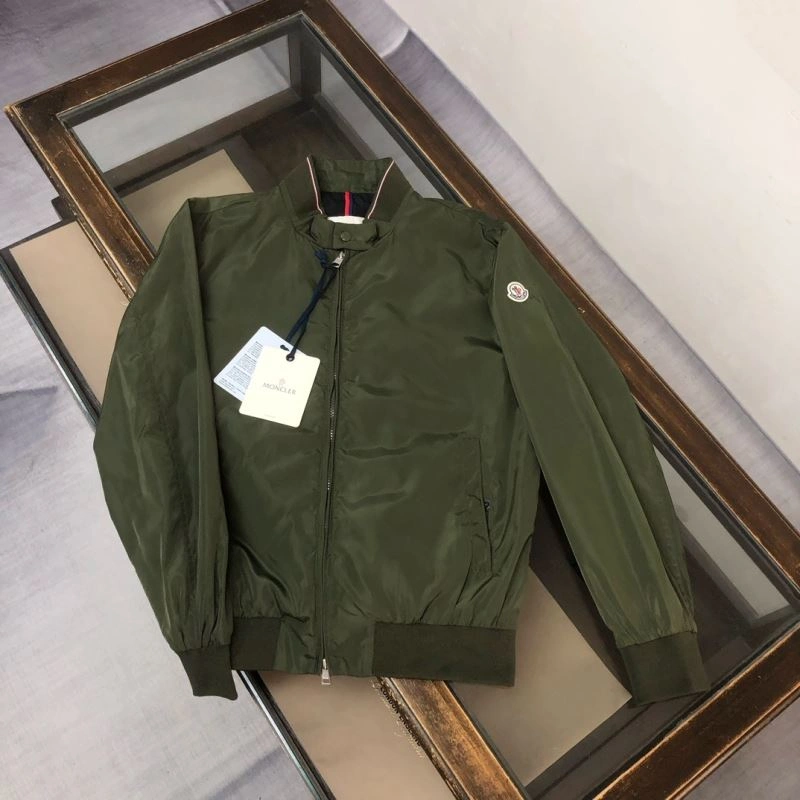 Stretchable Moncler Outwear 143418