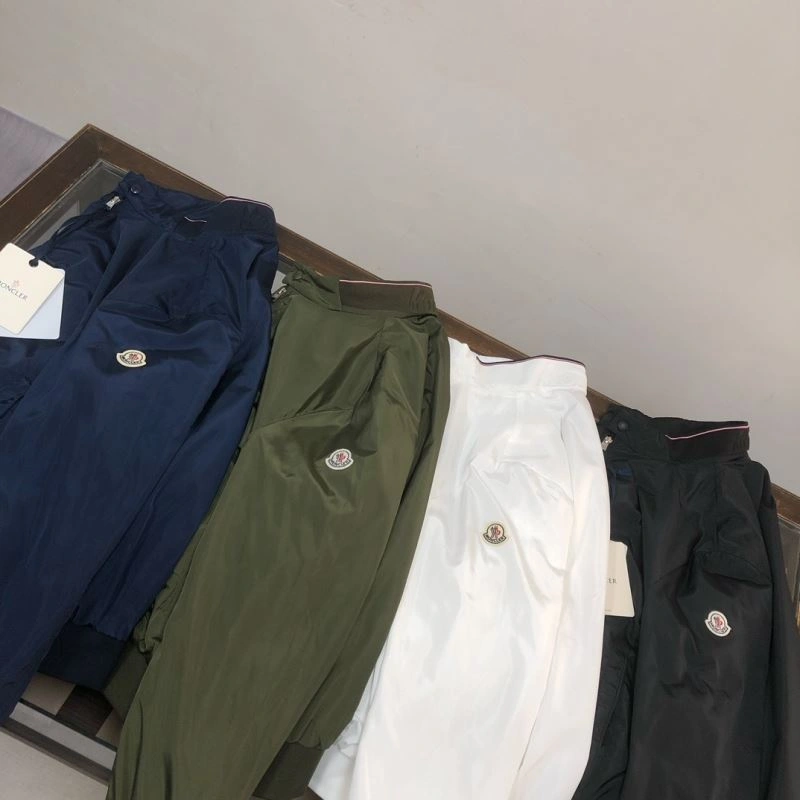 Stretchable Moncler Outwear 143418