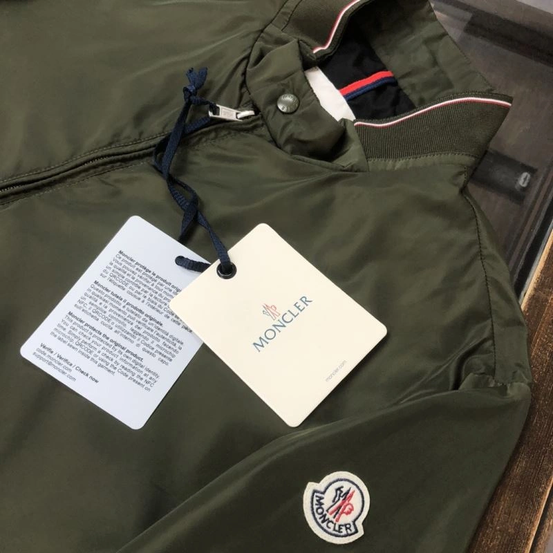 Stretchable Moncler Outwear 143418