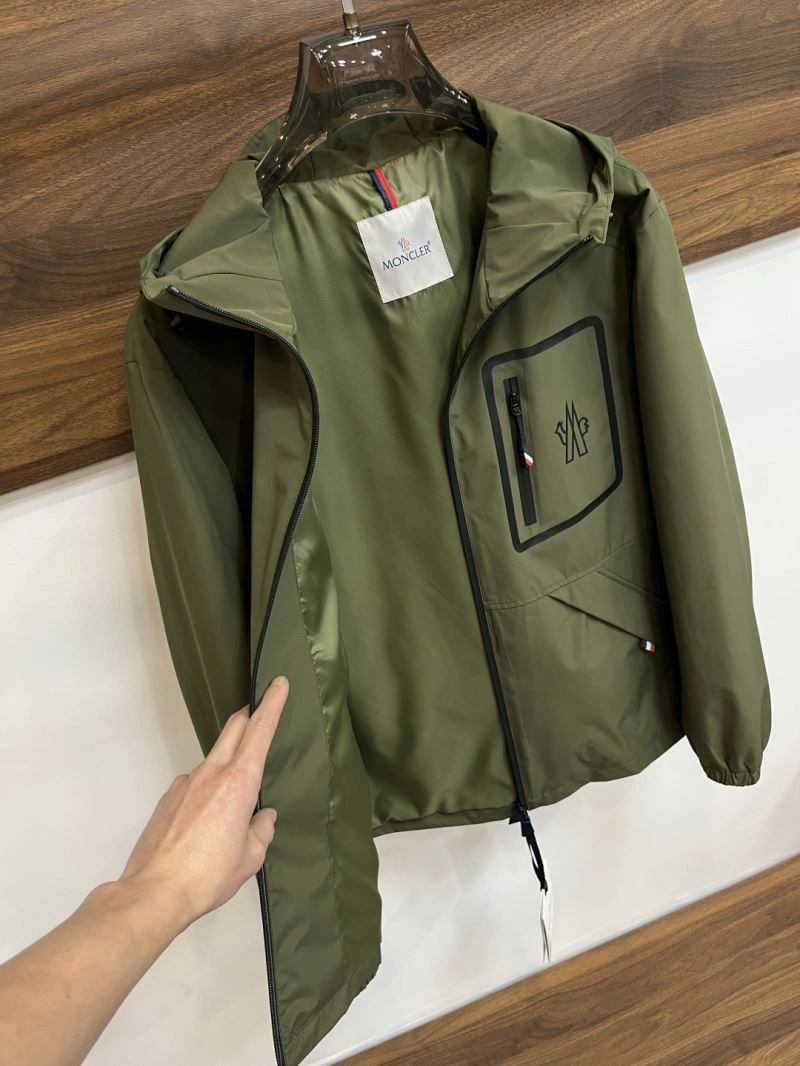Moncler Outwear TechFriendly 143429