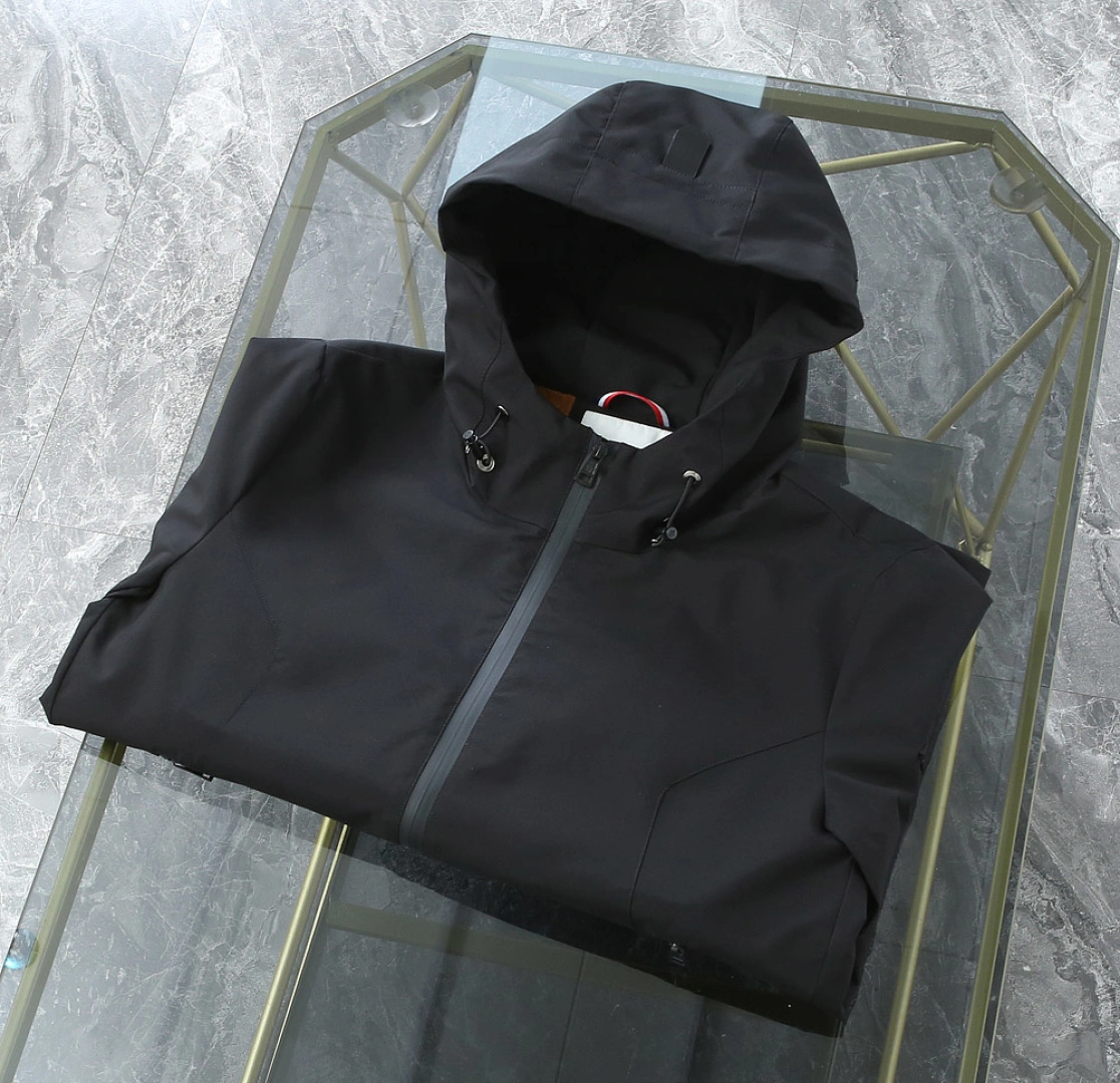 Moncler Outwear WaterResistant 143436