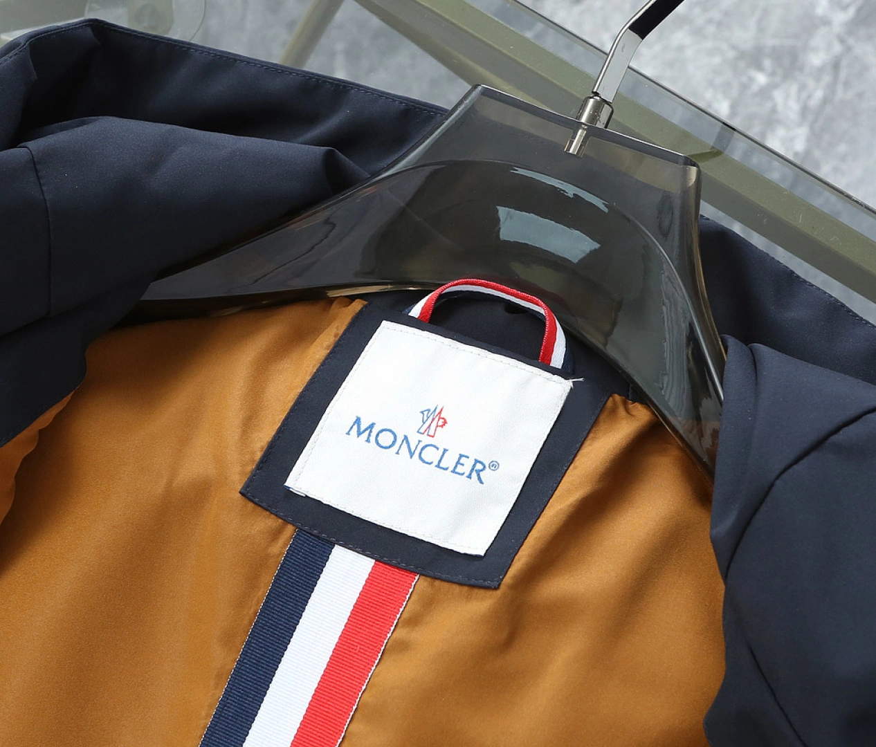Moncler Outwear WaterResistant 143436