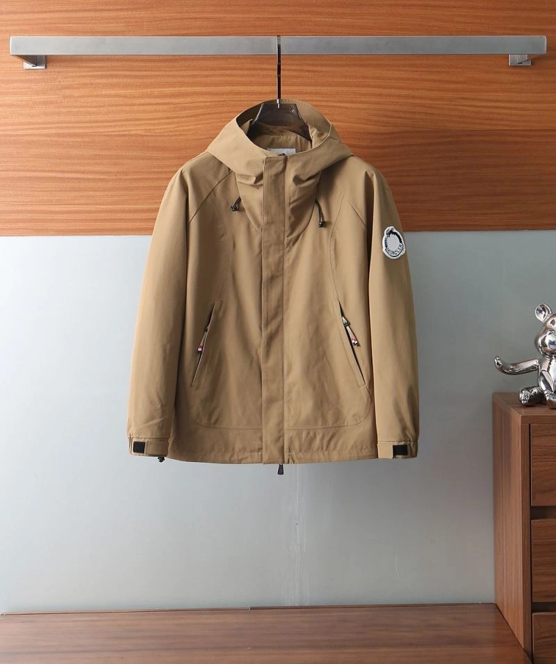 Unique Moncler Outwear 143422