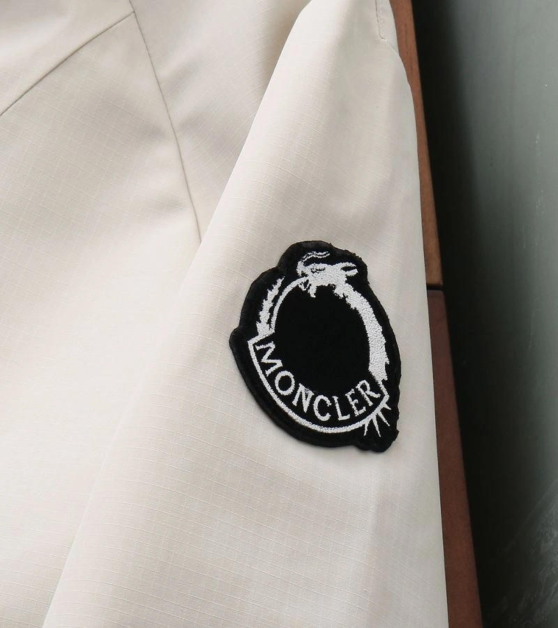 NewStyle Moncler Outwear 143431