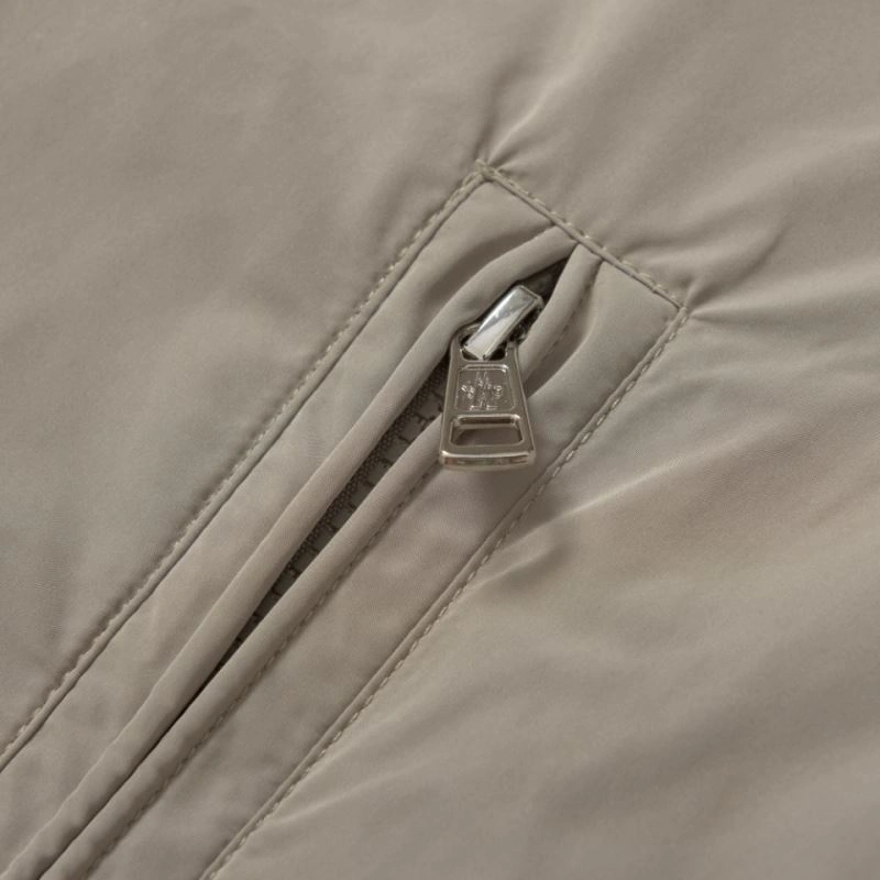Moncler Outwear Effortless 143426