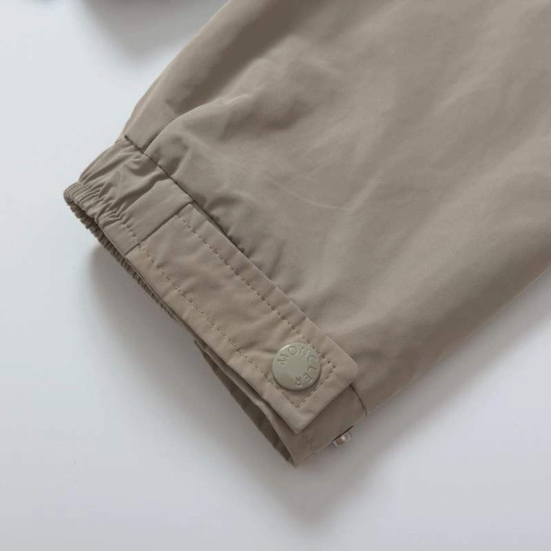 Moncler Outwear Effortless 143426