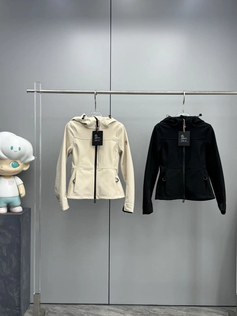 MultiPurpose Moncler Outwear 143408