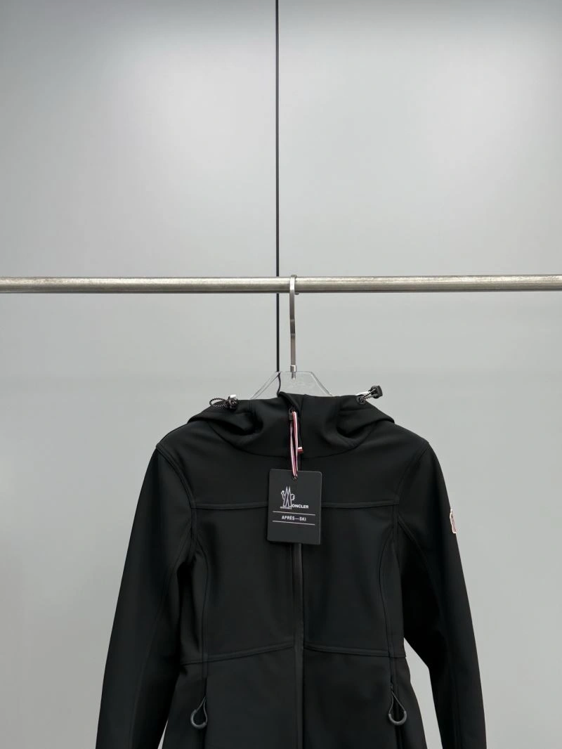 MultiPurpose Moncler Outwear 143408