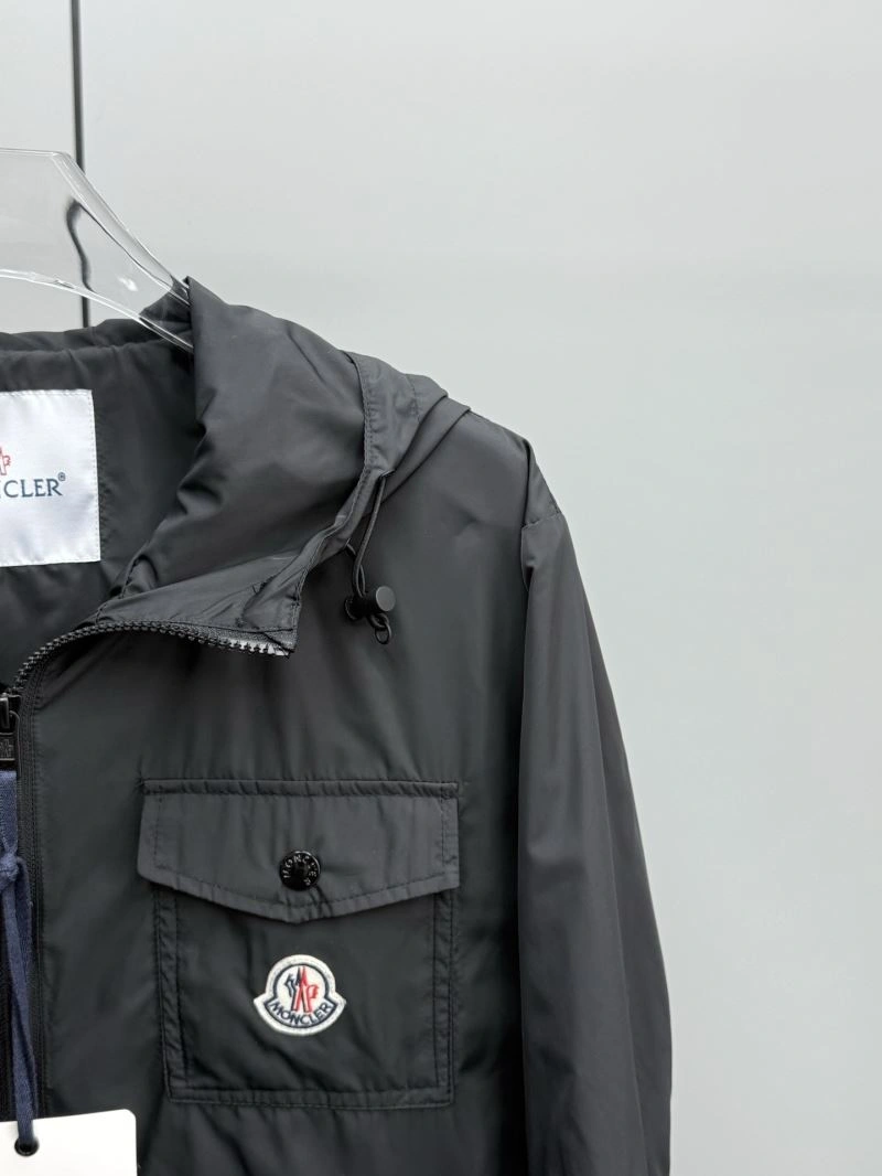 Moncler Outwear Original 143409