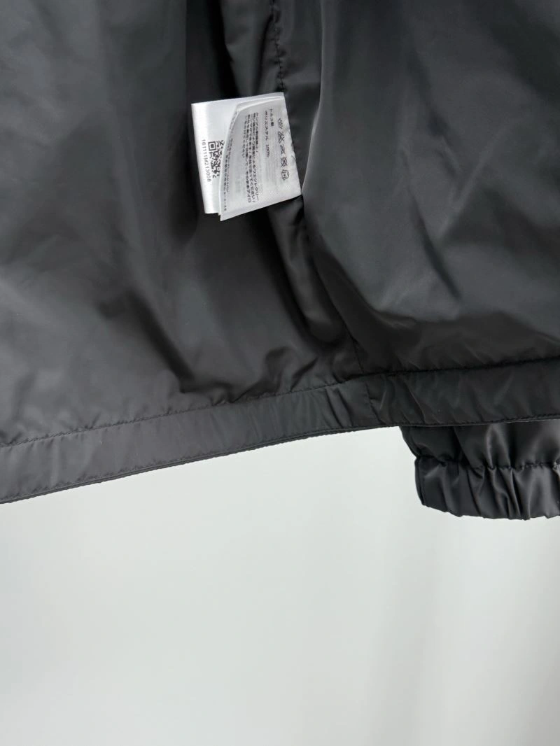 Moncler Outwear Original 143409