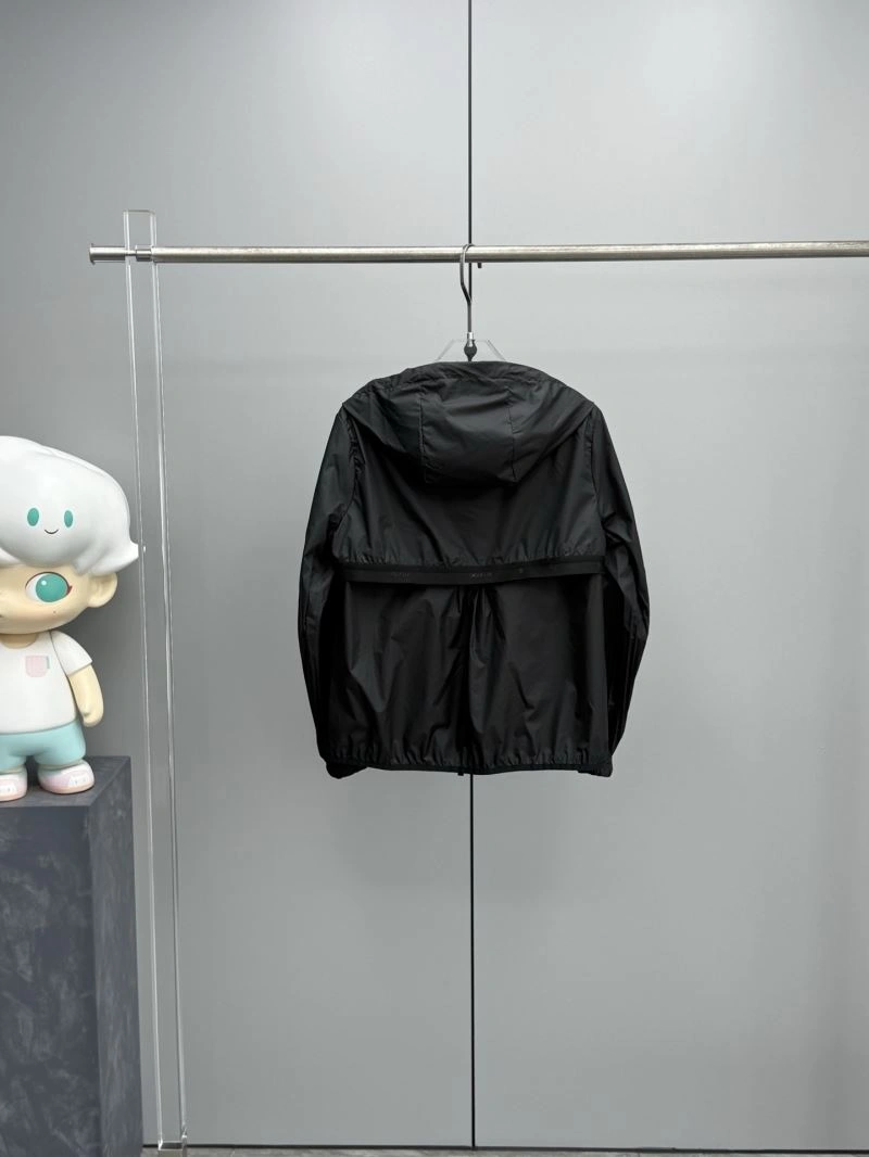 Moncler Outwear UrbanChic 143406
