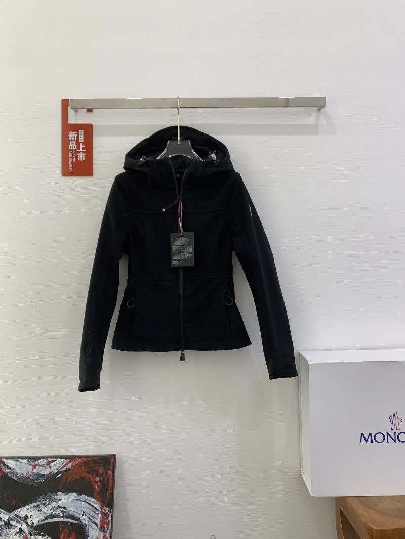 HighPerformance Moncler Outwear 143401